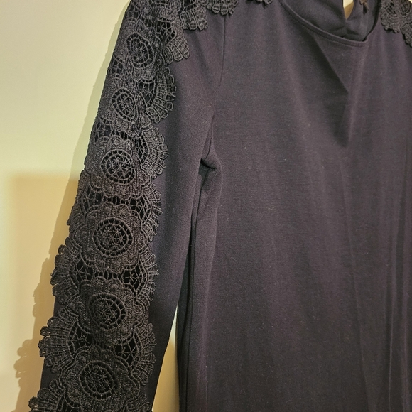 MASSIMO DUTTI Shift Dress with lace Detail. Sz M. Navy Blue. - Picture 7 of 9